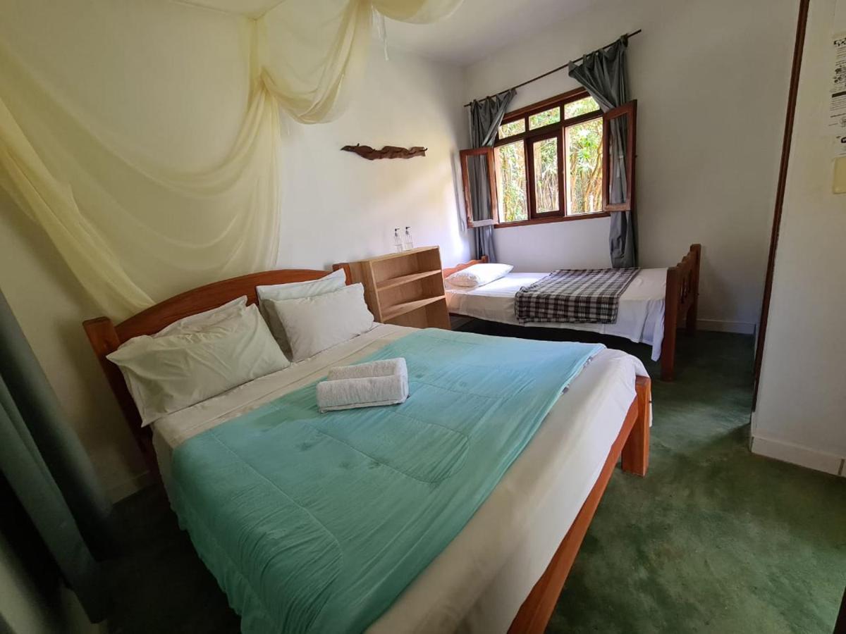 Casa Da Trilha Hotel วาเล ดู คาเปา ภายนอก รูปภาพ