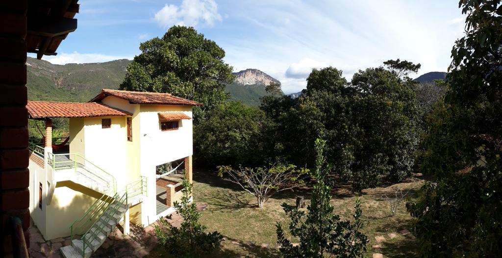 Casa Da Trilha Hotel วาเล ดู คาเปา ภายนอก รูปภาพ